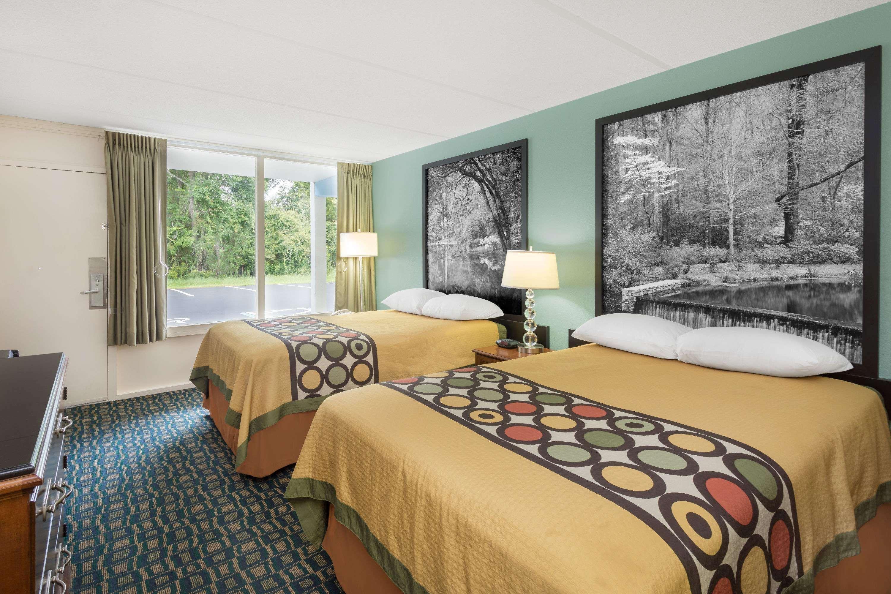 Super 8 by Wyndham Kingsland Hotel Eksteriør billede